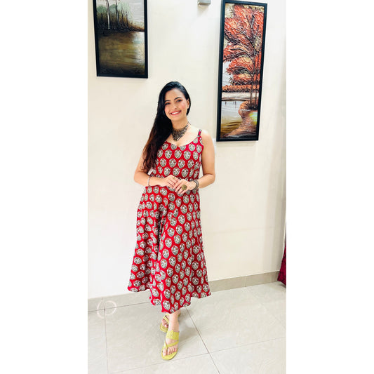 Sangria Red Print Knee Apron Dress.