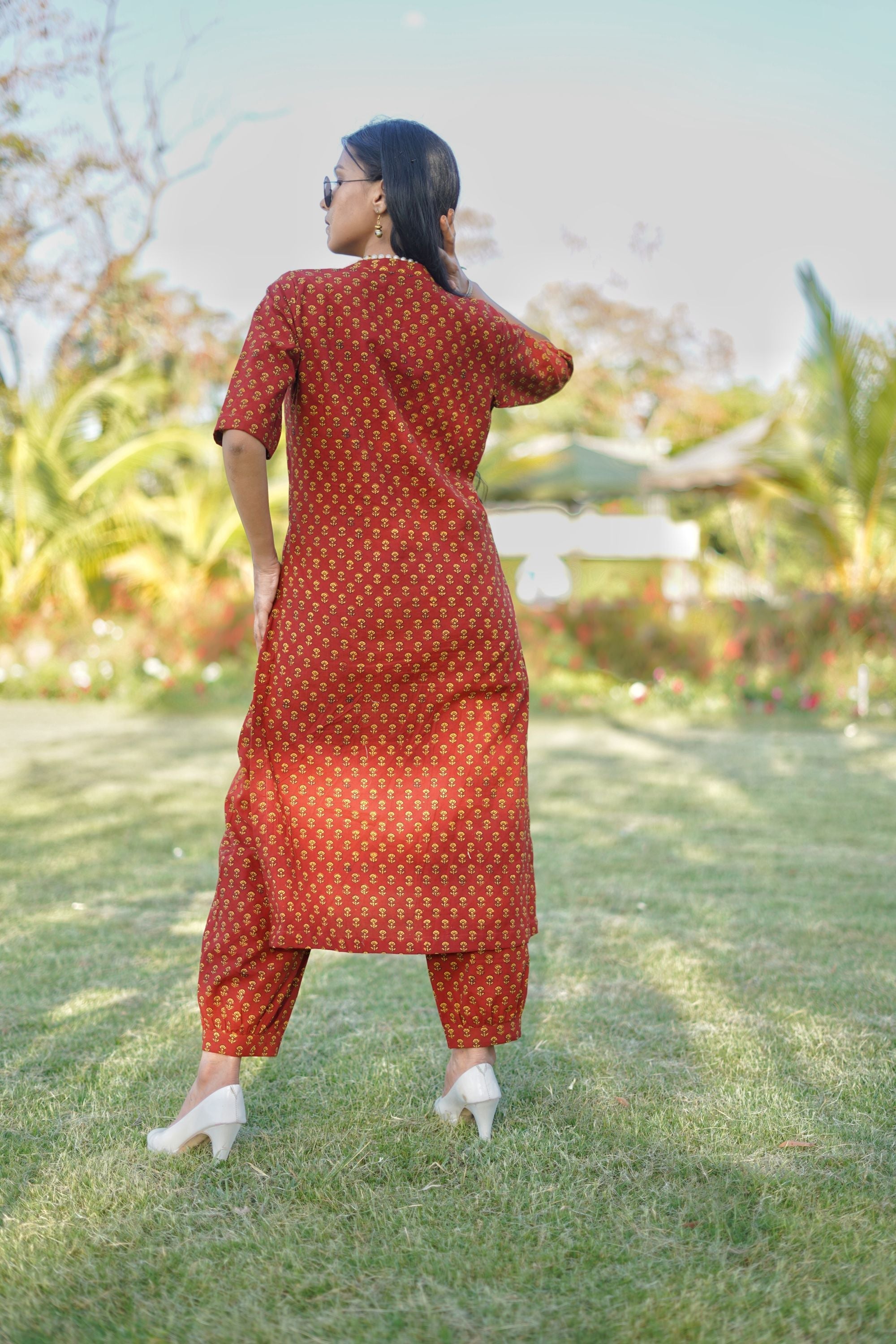 Buy Red Cotton Blend Straight Printed Kurta Palazzo Suit Set (2N) for  INR1199.40 | Rangriti
