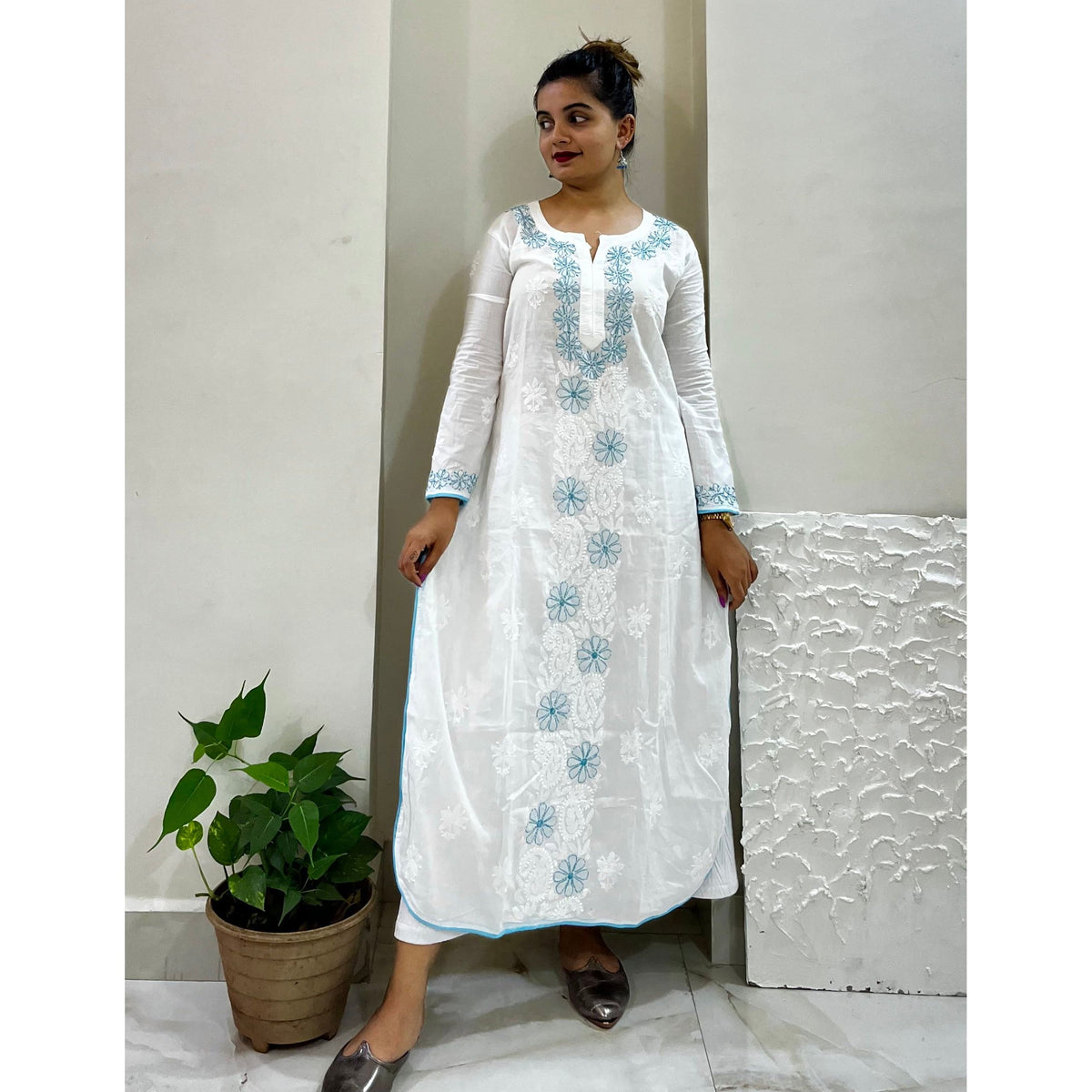 White Cotton Chikankari Kurti With Blue Embroidery