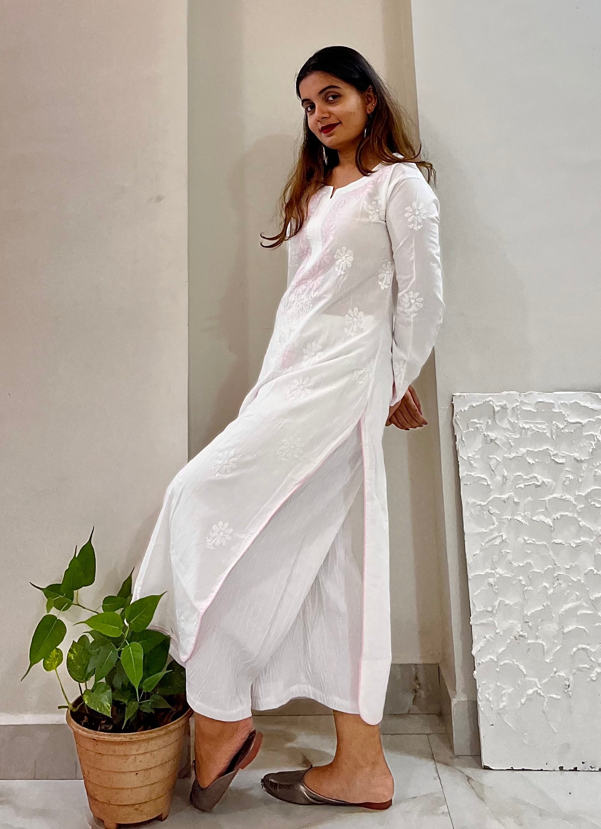 ISHIEQAs White-Black Rayon Chikankari Kurti-MV1202E | Cotton kurti designs,  Modest fashion outfits, Kurti designs