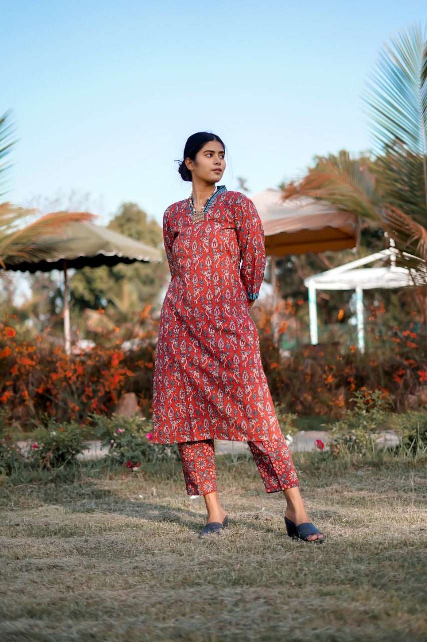 Ajrakh Hand Block-Printed Flower Patterned Red Cigarette PantThe VasilikiAjrakhnikepant