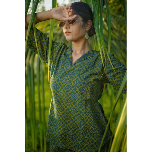 Green Handloom Kurta Pant with Criss-cross Ajrakh Hand-Block Prints